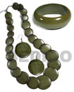 Natural Natural Stained Green Wood Jewelry Set With Top Coat Wooden Accessory Shell Products Shell Beads Shell Jewelry